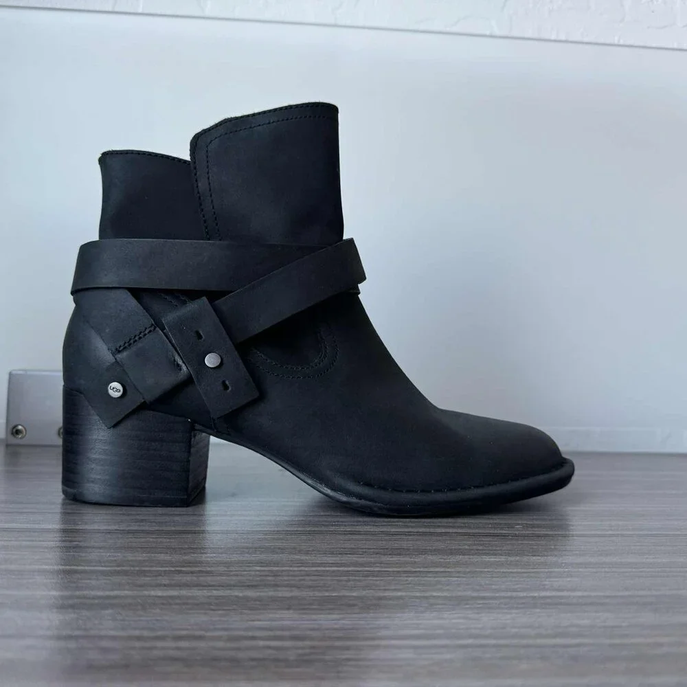 UGG Women's Elysian Zip Up Ankle Boots Bootie $170 in Black 1095792